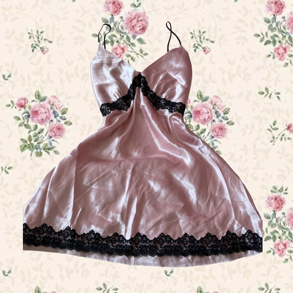 sold! Light pink and black lace satin slip | Sensara